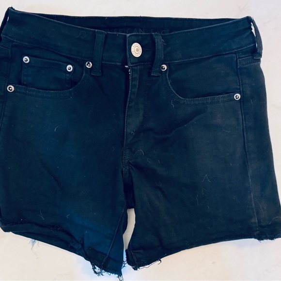 AE Stretch Low-Rise Ex-Boyfriend Denim Short - Picture 6 of 10